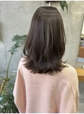 柔らかオリーブベージュ