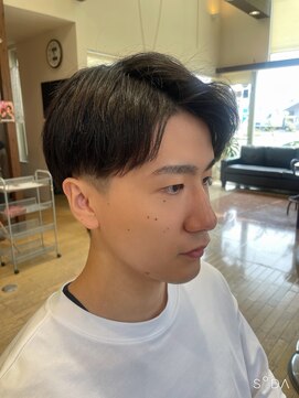 アートランドユージン(art land u-jin) アップバングマッシュ