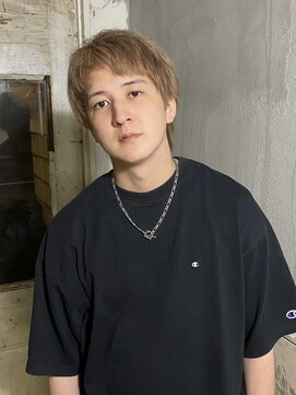 ロイジー(roijir) 表参道 roijir ミルクティーベージュ × スパイキーショート