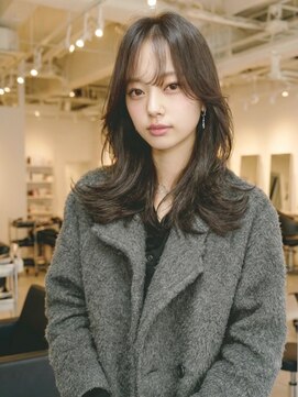 ノラ シブヤ(NORA) r9ハッシュカットミディアムレイヤーウルフボブボブウルフ