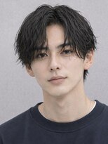 ハレ ヘアサロン(Hale hair salon)&nbsp;リバースセンターパートウルフダウンバングニュアンスウルフ原宿