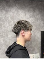 スピン 本八幡(SPIN)&nbsp;MEN’S HAIR/サーフカール/刈り上げセンターパート/本八幡