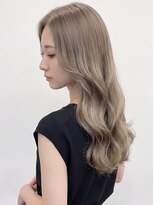 アース オーセンティック 関内店(EARTH Authentic)&nbsp;ダメージレスブリーチ韓国風レイヤーカットミルクティー夏カラー