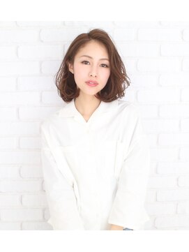 ノア ヘア リラックス(noa hair relax) 耳かけで大人らしさUP　わんれんボブ