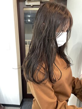 カイル(kyle) 透け感たっぷりアッシュベージュ◎