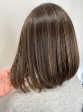 【お悩み解決★くせ毛カット】どんなクセもカットで収まりよく扱いやすく。