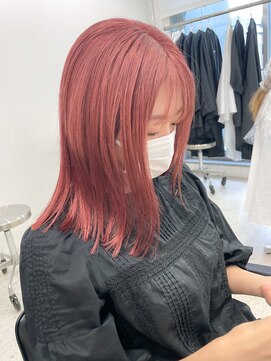 ヒビヲ(HIBIO) ダブルカラーピンクベージュピンクカラーケアブリーチミニボブ