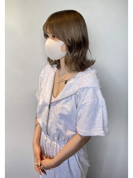 ケイ(KK) 外はねボブ【縮毛矯正/髪質改善/酸性ストレート】