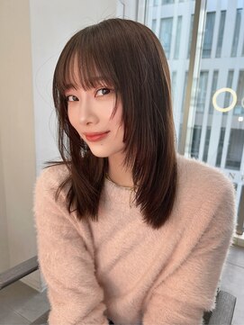 ヌイ 横浜(nui) 顔周りレイヤー_前髪マチルダボブピンクベージュ