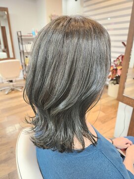 ジーウィズヘアー(G-with hair) 外ハネレイヤーカット