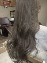 コトナ ヘア アンド リラックス 竹ノ塚(kotona)&nbsp;ゆるフワなロングへア×透明感カラー