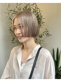 【soso カンナ】ミルクティーベージュ × 前上がりボブ
