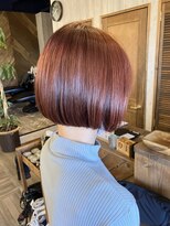 ヘアードレスビュー(hair dress V.I.E.W)&nbsp;ミニボブ×鮮やかレッドカラー