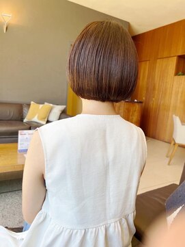 トップヘアー アヴェニュー 刈谷(TOPHAIR Avenue) 襟足ギリギリ丸みボブ
