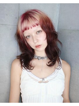 レコ(LECO) 顔まわりレイヤーカットウルフカットレッドデザインルーツカラー