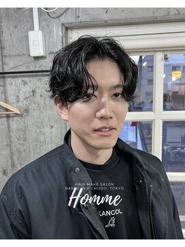 オムファミーユラグ(homme, famille raugh) 緩め波巻きスパイラル