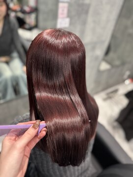 シェリール(Cherir) ワインレッド/ストレート