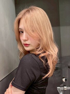 顔周りレイヤー韓国ヘアハイトーンダブルカラー_ba555462