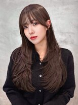 ニトバイアンキシム(nit by ahnkism)&nbsp;韓国風レイヤーカット顔まわりくびれオルチャン堀江