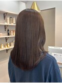 切りっぱなしボブ 質感ストレート カット 顔まわり 艶髪