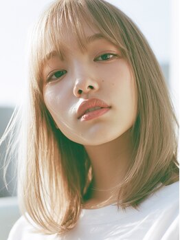 ベルベット ナンバーナイン(Velvet No 9)の写真/トレンドに敏感なおしゃれ女性に☆定番のミディアムロングも圧倒的なカット技術で、周りと差がつくヘアに♪
