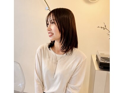 ヨウ(YEAU)の写真