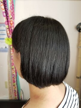 美容室れのあ 前上がりボブ