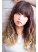 毛先パーマの黒髪ウォーターフォールにことりベージュハイライト