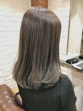 チョビー 銀座(chobii) 道村 グレージュ イルミナカラー ハイライト