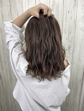 アンダーバーホワイト 京橋店(_WHITE) カジュアルベージュカラー