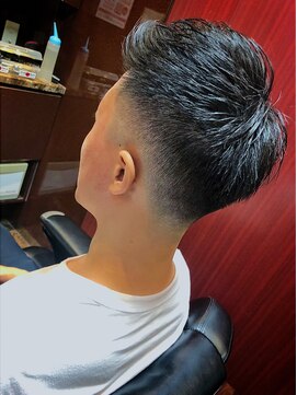 ヒロギンザ 新橋日比谷口店(HIRO GINZA) 王道スキンフェード ウェーブバング