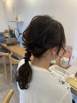 ミト(mito)&nbsp;低めポニーアレンジ