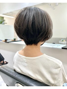 パブロ(Pablo) 丸みが可愛いショートスタイル