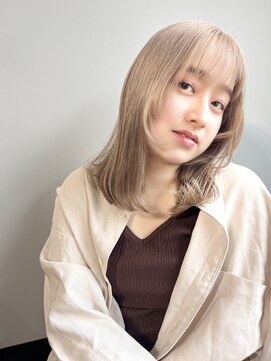 ルアナ(Luana) フェイスレイヤーミルクティベージュ