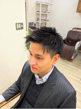 エルゴ 川崎西口(ergo) アップバングビジネスプラチナツーブロック