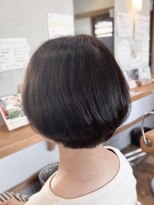 ギャロップヘアー 白髪ぼかしカラー×グラデーションボブ