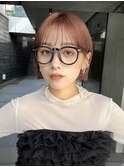 切りっぱなし外ハネミニボブチェリーブラウンホワイトグレージュ