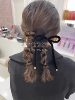アピッシュ ギンザ(apish ginza)&nbsp;ツインアレンジ/タイトアレンジ/リボンアレンジ/お呼ばれヘア