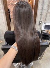 ヴィップルーム(viproom)&nbsp;シースルバングマッシュショートレイヤーカットふんわりミディ