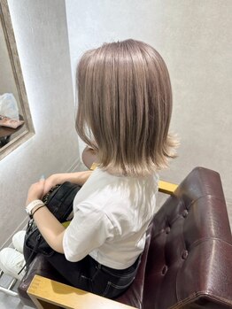 ヴィフクローネ(vifkrone)の写真/透明感カラー/艶々ハイトーンヘアがイチオシ★カラー後の退色、伸びても楽しめるカラーはvifkroneで♪