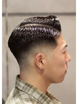 キングスマントーキョー 三鷹店(KINGSMAN TOKYO)&nbsp;アップバング / ツーブロック / スキンフェード[三鷹/バーバー]