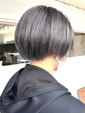 アニー 松戸(ANNI) ホワイトグレージュ/ミニウルフ/デジタルパーマ/チェリーブラウ