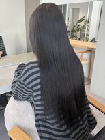 トリッカ シブヤ(TRICCA SHIBUYA)&nbsp;羽エクステ/渋谷/ハネ/韓国/ワンホン/ロングヘア/レイヤー/黒髪