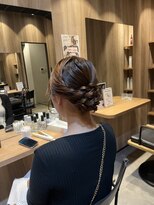 ソルビア ヘアセット(solvia) 上品ふんわりシニヨン