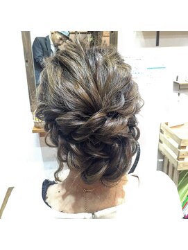 キックアス(KICK ASS) お呼ばれスタイル