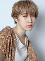 テトヘアー(teto hair) short(マッシュショート、ブロンド、ベージュ)