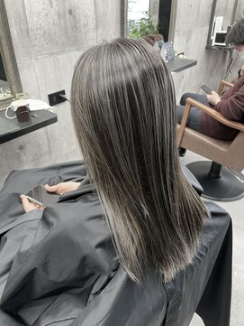 ネバーランド(NEVERLAND) ホワイト系ハイライト