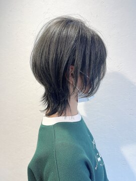 エヌプラス(N+) 小顔ネオウルフ　ナチュラダークアッシュ　モード　イメチェン