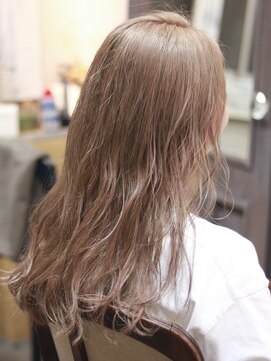 キミ(kimi) 【kimi自由が丘】ケアブリーチ × ミルクティーグレージュ