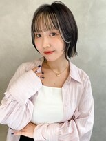 トゥルーズ(TLUUS)&nbsp;TLUUS似合わせカットダークアッシュミディアムレイヤーカット